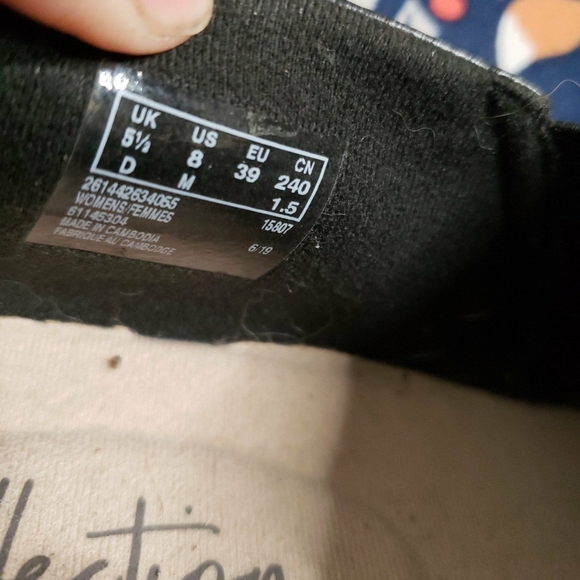 Clarks Cheyney Fame black leather sz 8 - Picture 7 of 7